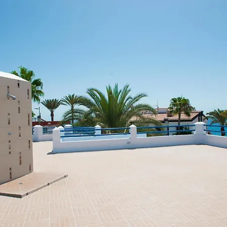 Apartamento Caribes 2 *